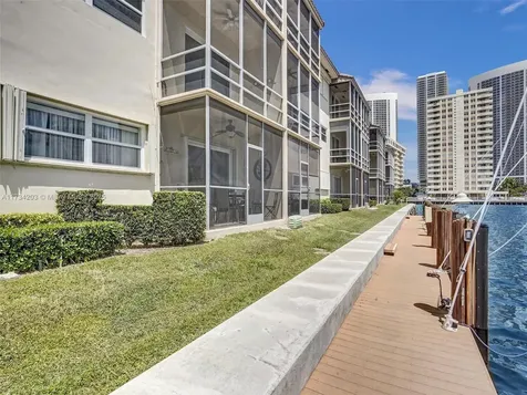 2600 Diana Drive Hallandale Beach FL 33009