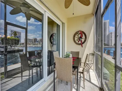 2600 Diana Drive Hallandale Beach FL 33009