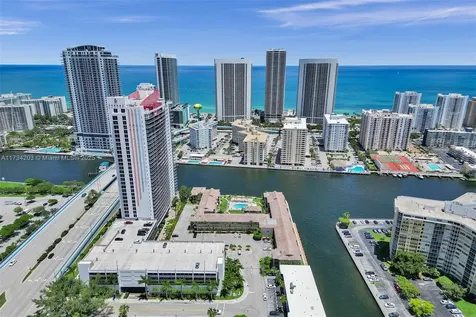 2600 Diana Drive Hallandale Beach FL 33009