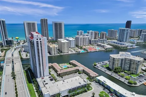 2600 Diana Drive Hallandale Beach FL 33009