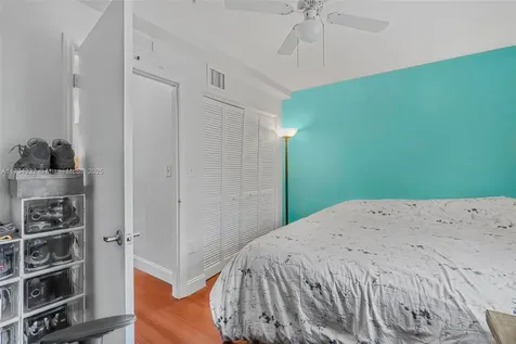 2196 NE 167th Street North Miami Beach FL 33162