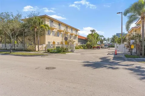 2196 NE 167th Street North Miami Beach FL 33162