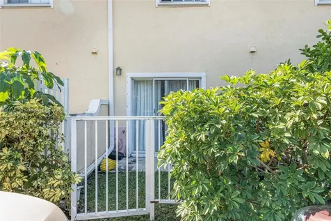 2196 NE 167th Street North Miami Beach FL 33162