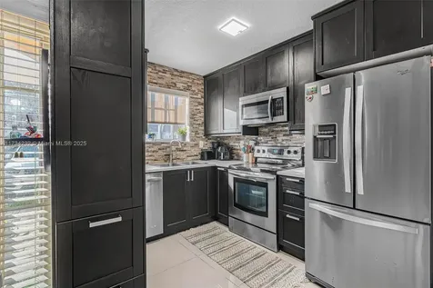2196 NE 167th Street North Miami Beach FL 33162