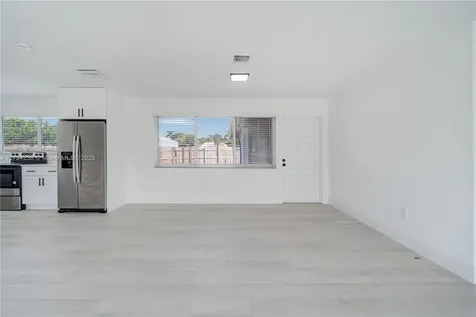 8831 SW 43rd Street Miami FL 33165