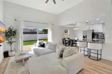 87 Cedar Lane Boynton Beach FL 33436