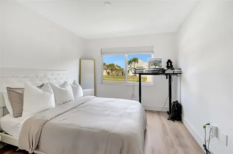 87 Cedar Lane Boynton Beach FL 33436