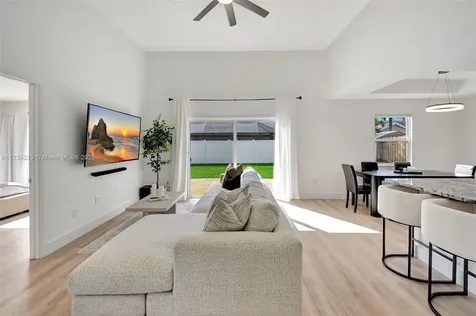 87 Cedar Lane Boynton Beach FL 33436