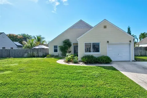 87 Cedar Lane Boynton Beach FL 33436