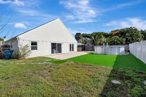 87 Cedar Lane Boynton Beach FL 33436