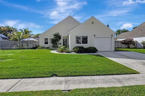 87 Cedar Lane Boynton Beach FL 33436