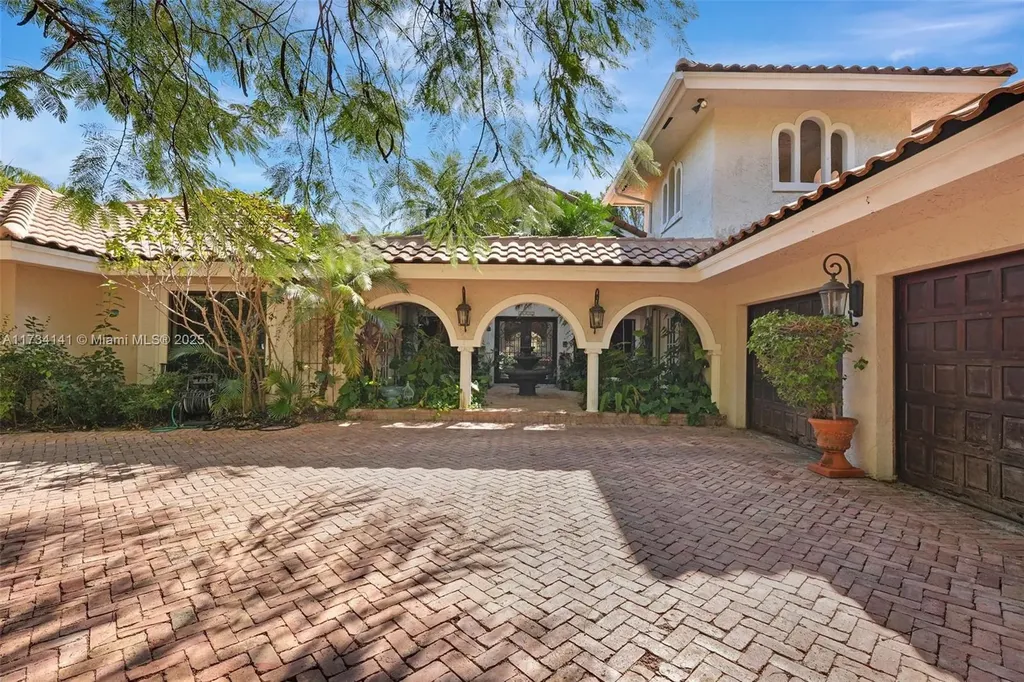 1718 Vestal Drive Coral Springs FL 33071