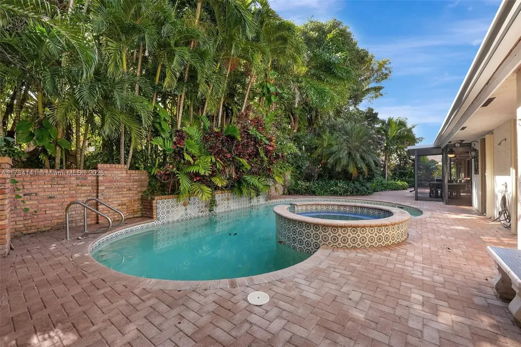 1718 Vestal Drive Coral Springs FL 33071