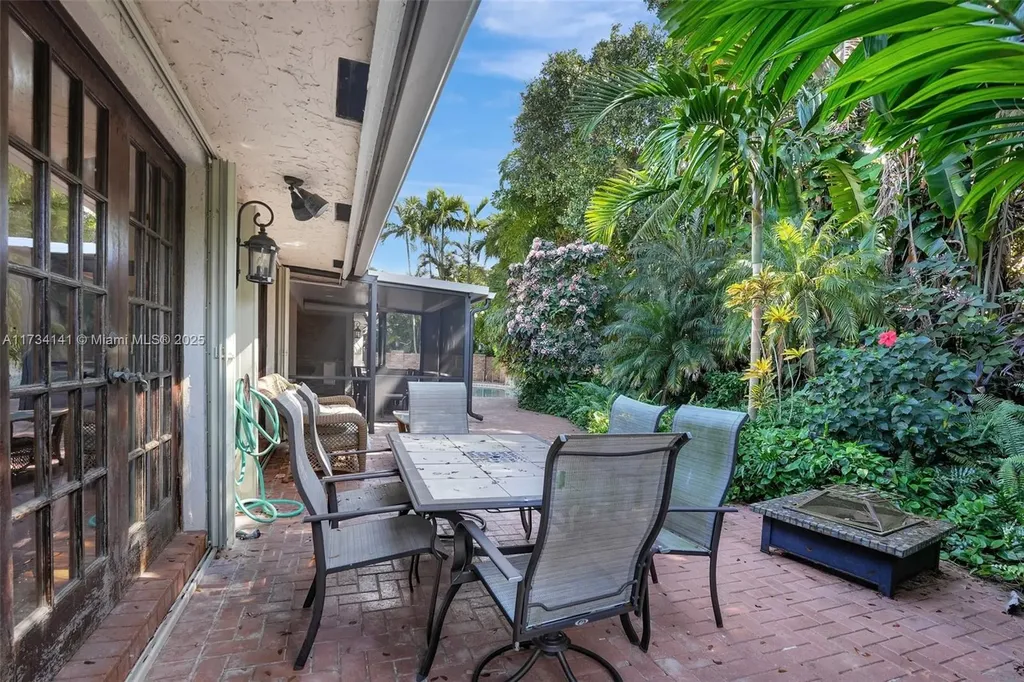 1718 Vestal Drive Coral Springs FL 33071