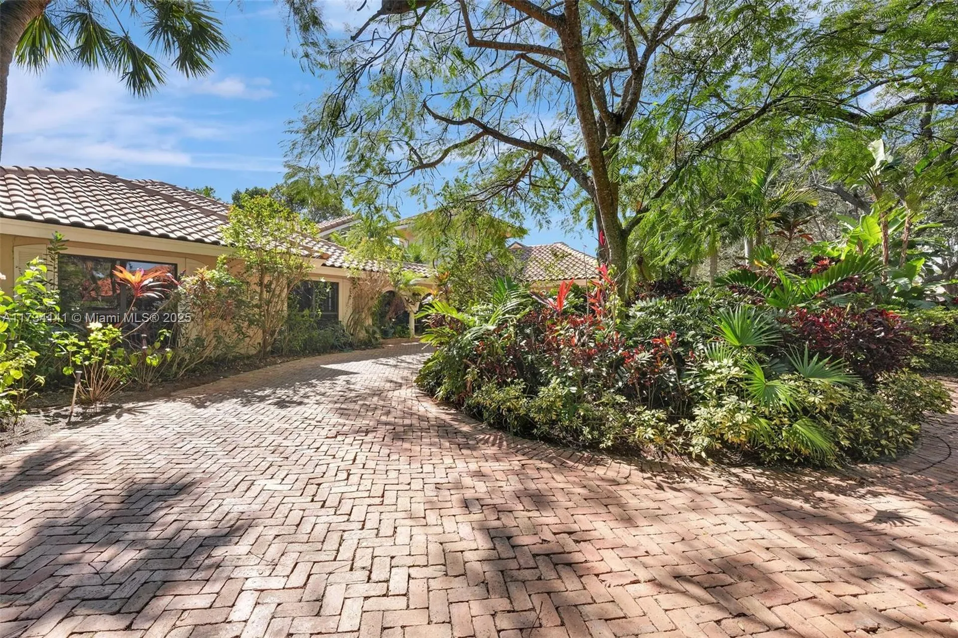 1718 Vestal Drive Coral Springs FL 33071