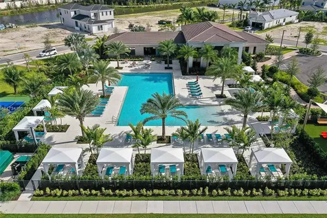 13475 Artisan Circle Palm Beach Gardens FL 33418