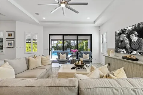 13475 Artisan Circle Palm Beach Gardens FL 33418