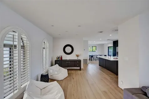 8211 SW 203rd Street Cutler Bay FL 33189