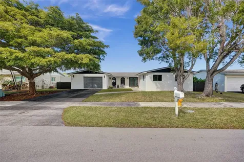 8211 SW 203rd Street Cutler Bay FL 33189