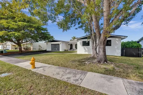 8211 SW 203rd Street Cutler Bay FL 33189