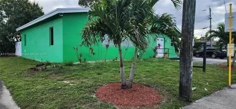 6966 Taft Street Hollywood FL 33024