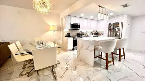 6039 Collins Avenue Miami Beach FL 33140