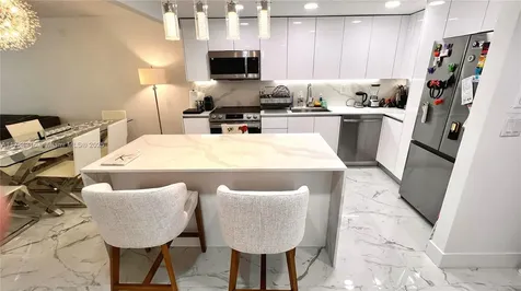 6039 Collins Avenue Miami Beach FL 33140