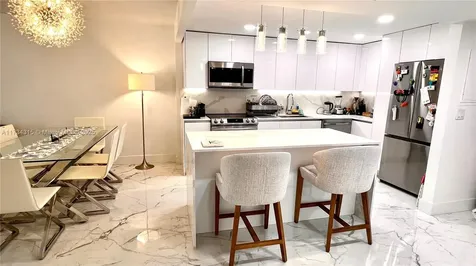 6039 Collins Avenue Miami Beach FL 33140