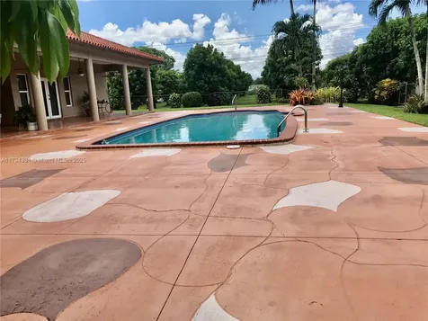 13841 SW 192nd Street Miami FL 33177