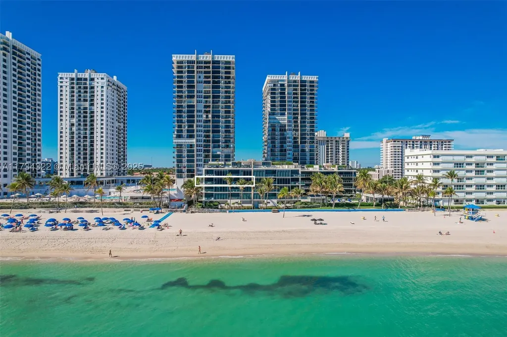2205 S Surf Road Hollywood FL 33019