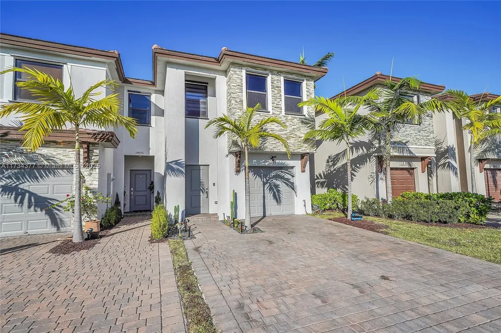 24882 SW 107th Avenue Homestead FL 33032