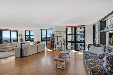 1121 Crandon Boulevard Key Biscayne FL 33149