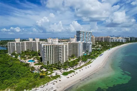 1121 Crandon Boulevard Key Biscayne FL 33149