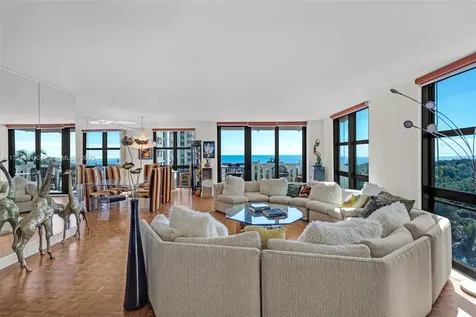 1121 Crandon Boulevard Key Biscayne FL 33149