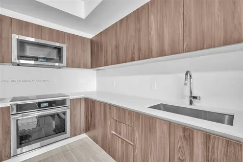 2960 NE 207th Street Aventura FL 33180