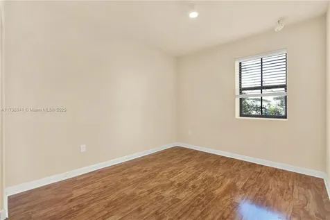 22918 SW 105th Avenue Cutler Bay FL 33190