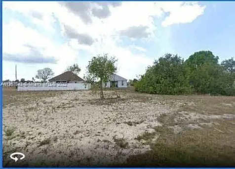 1162 NW 4th Avenue Cape Coral FL 33993