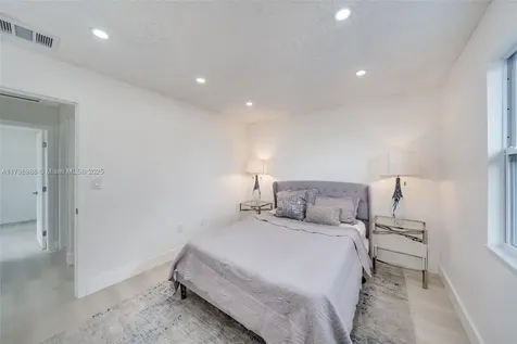 19405 NW 47th Avenue Miami Gardens FL 33055