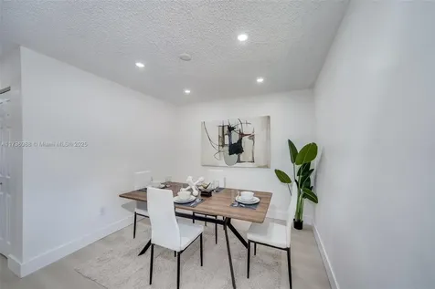 19405 NW 47th Avenue Miami Gardens FL 33055