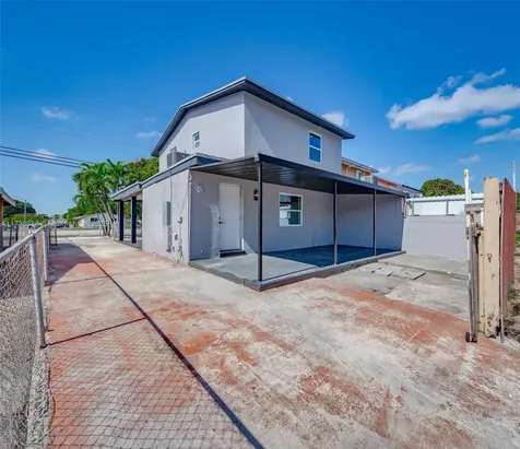 19405 NW 47th Avenue Miami Gardens FL 33055