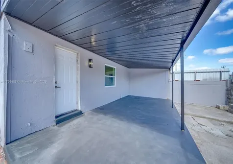 19405 NW 47th Avenue Miami Gardens FL 33055