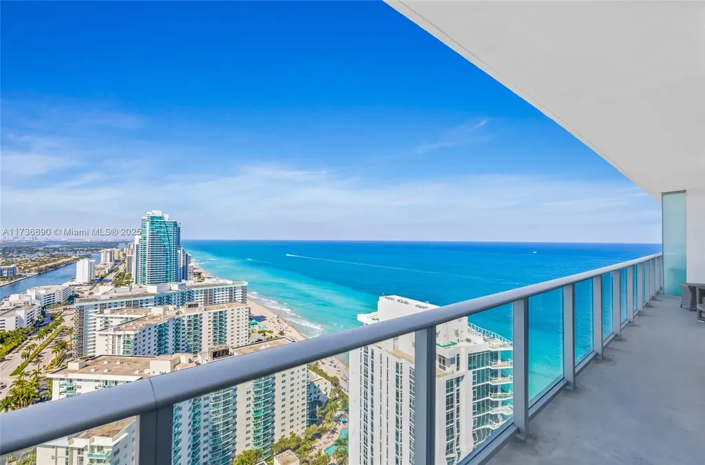 4111 S Ocean Drive Hollywood FL 33019