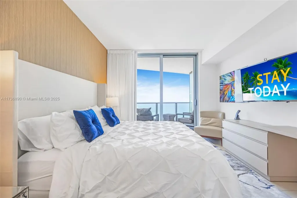 4111 S Ocean Drive Hollywood FL 33019