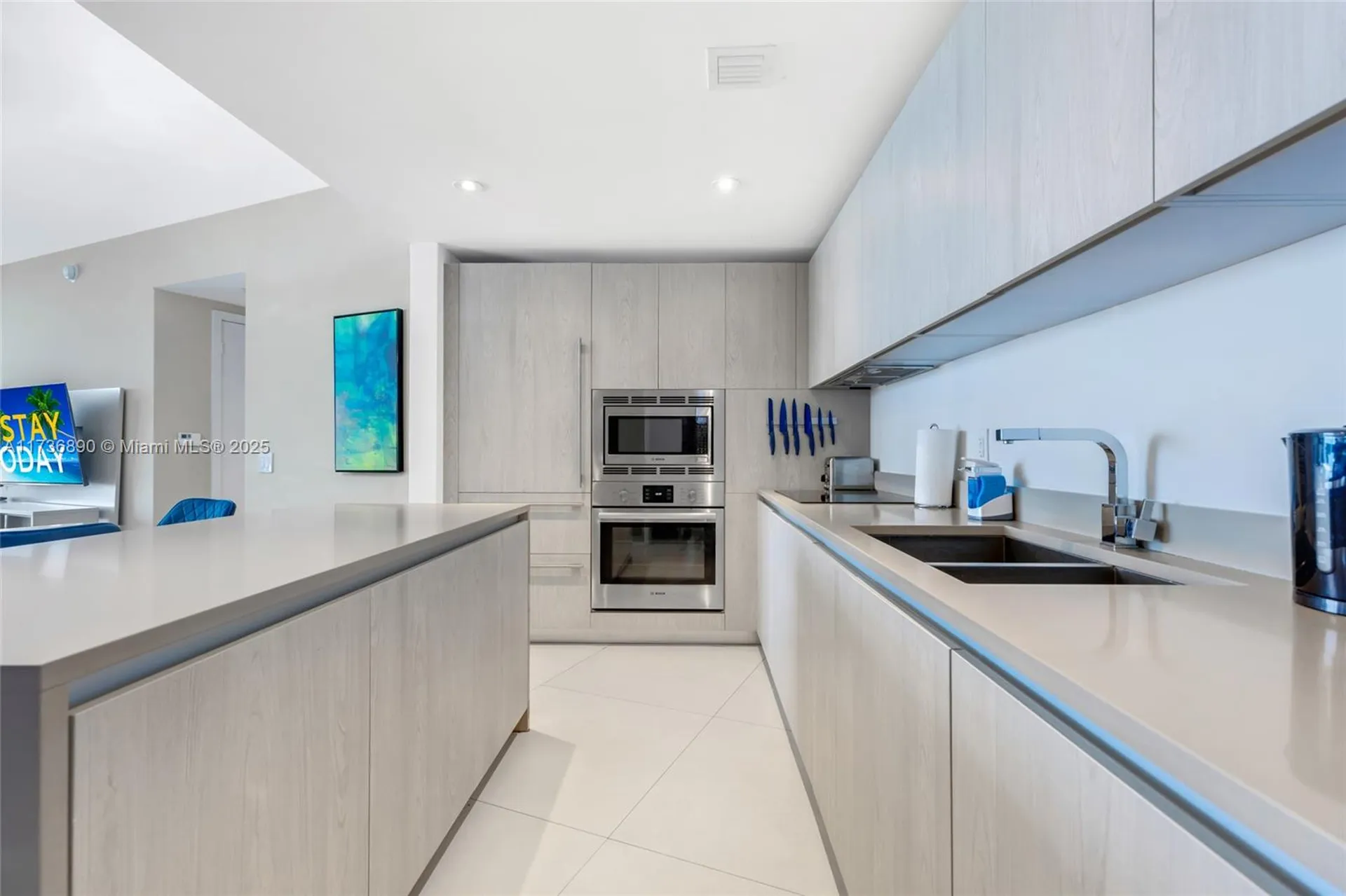 4111 S Ocean Drive Hollywood FL 33019