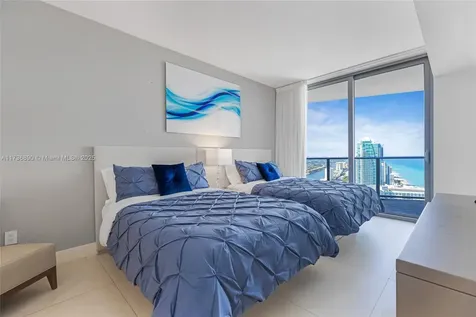 4111 S Ocean Drive Hollywood FL 33019