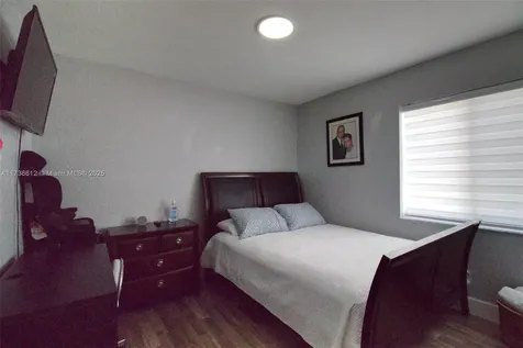 21496 SW 87th Place Cutler Bay FL 33189