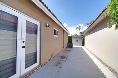 21496 SW 87th Place Cutler Bay FL 33189