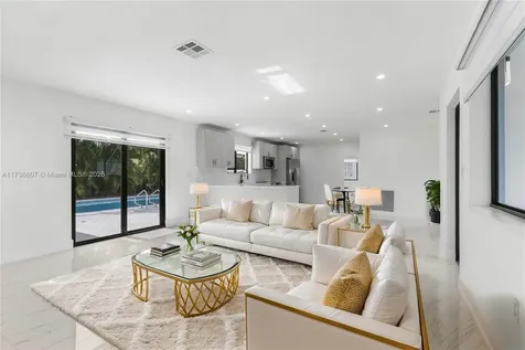 6740 SW 12th Street Pembroke Pines FL 33023