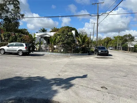 6730 NE Miami Place Miami FL 33138