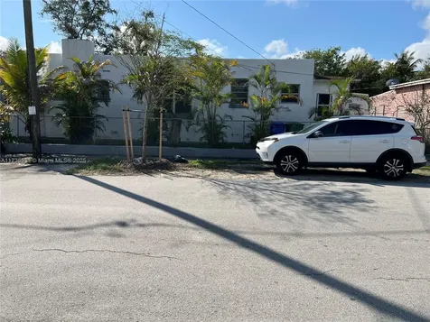6730 NE Miami Place Miami FL 33138